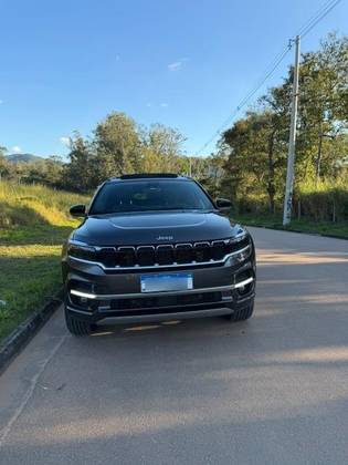 JEEP COMMANDER 2.0 TD380 TURBO DIESEL OVERLAND AT9